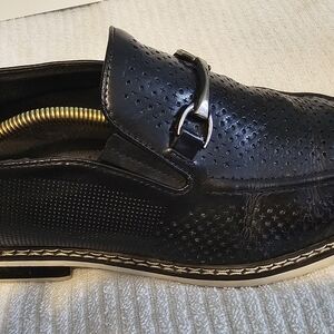 Elegant Ferari Giovanni Black Leather Perforated Loafer  Horse-Bit Buckle, Italy